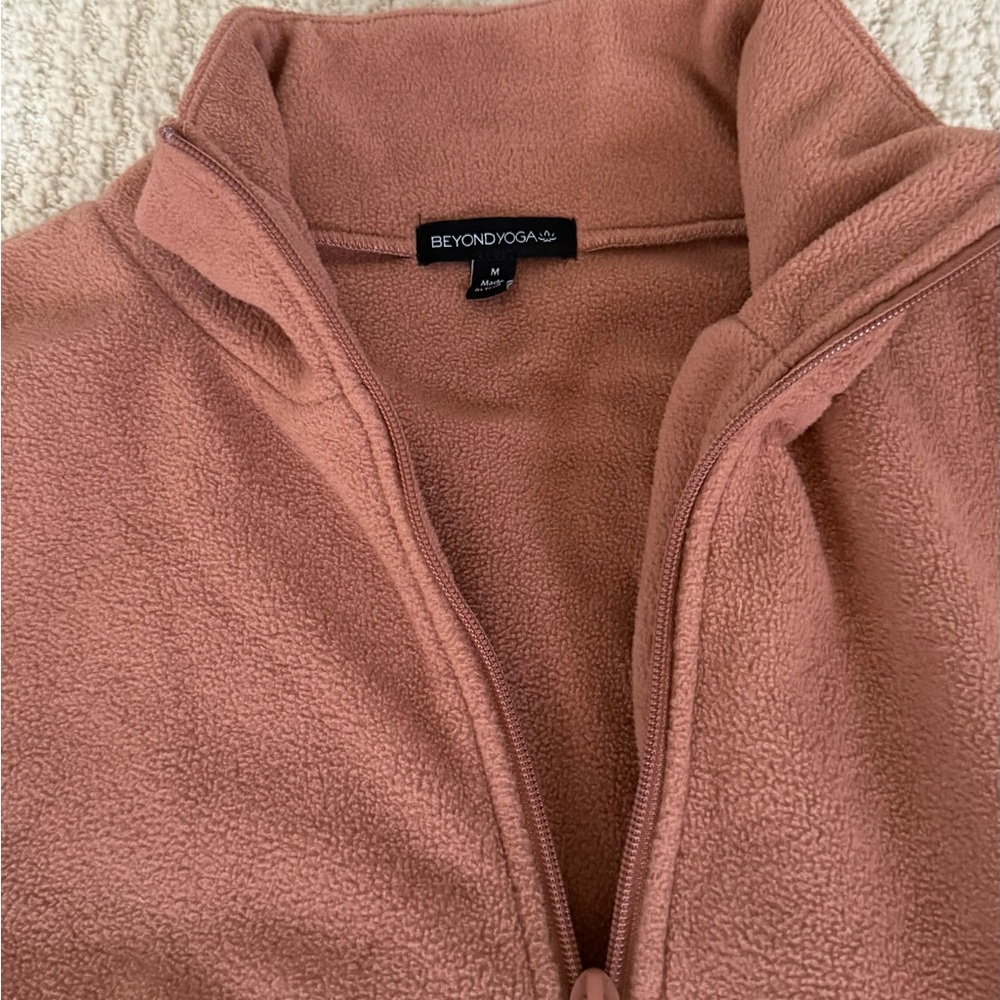 Beyond Yoga Quarter-Zip Fleece Pullover in Dusty Rose - Picture 2 of 2
